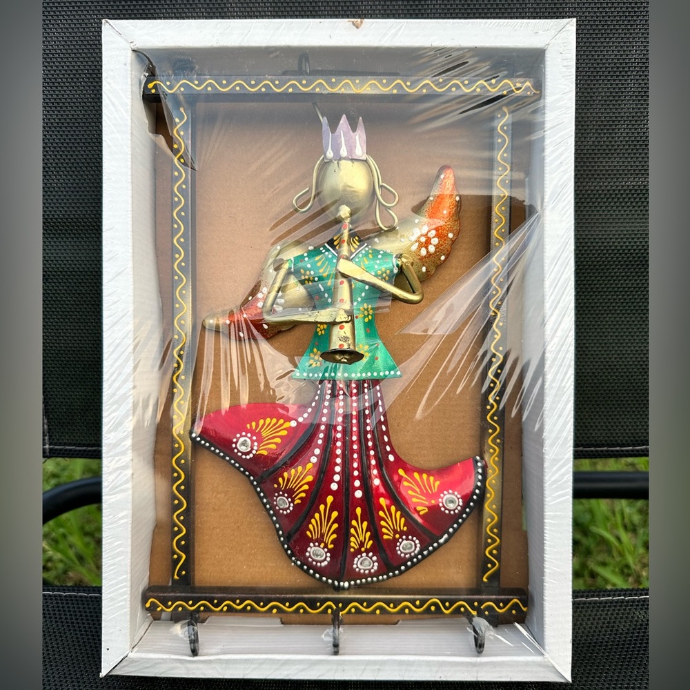 Vintage Iron/Metal Handcrafted Tribal Dancing Lady KeyHolder/walldecor/painting